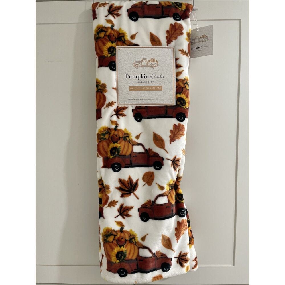 RED VINTAGE TRUCK Pumpkin Oaks Fall Autumn Leaf SUNFLOWERS Plush 50x70” Blanket